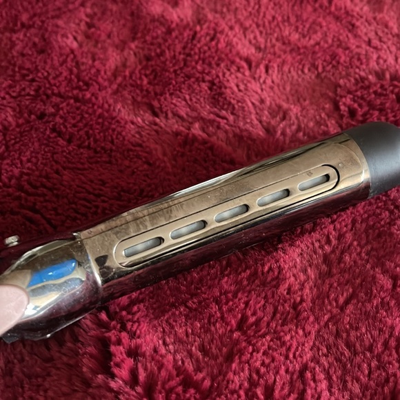 Aria Beauty 1.25 Infrared Curling Iron - by Sephora - Picture 3 of 4